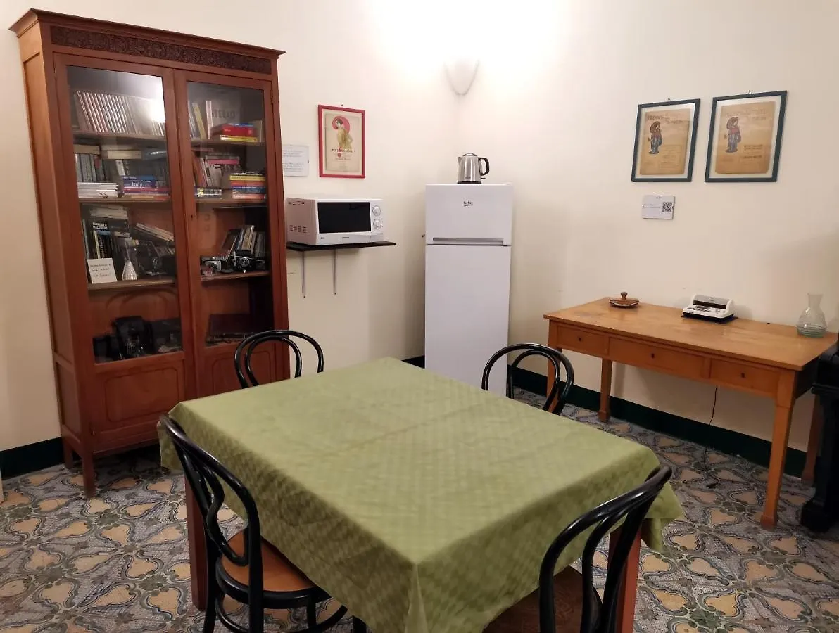 *** Guest house Novecento Hotel Trapani Italy